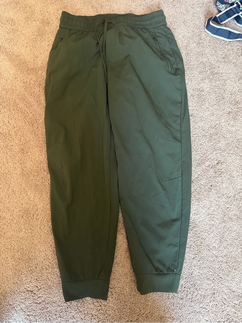 Athleta Olive Green Men's Jogger Pants